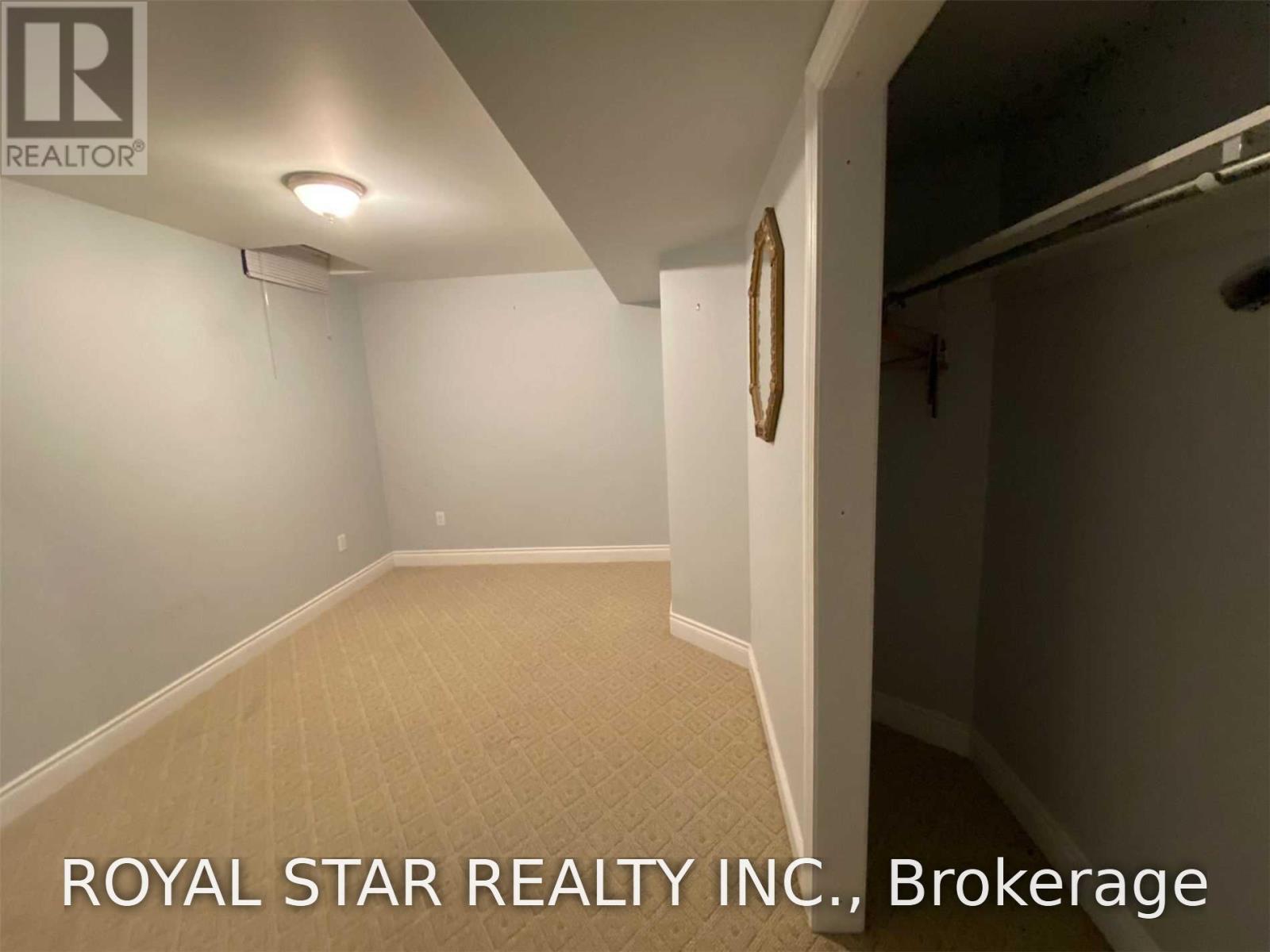 51 Pennyroyal Crescent, Brampton, Ontario  L6S 6J6 - Photo 9 - W14031806