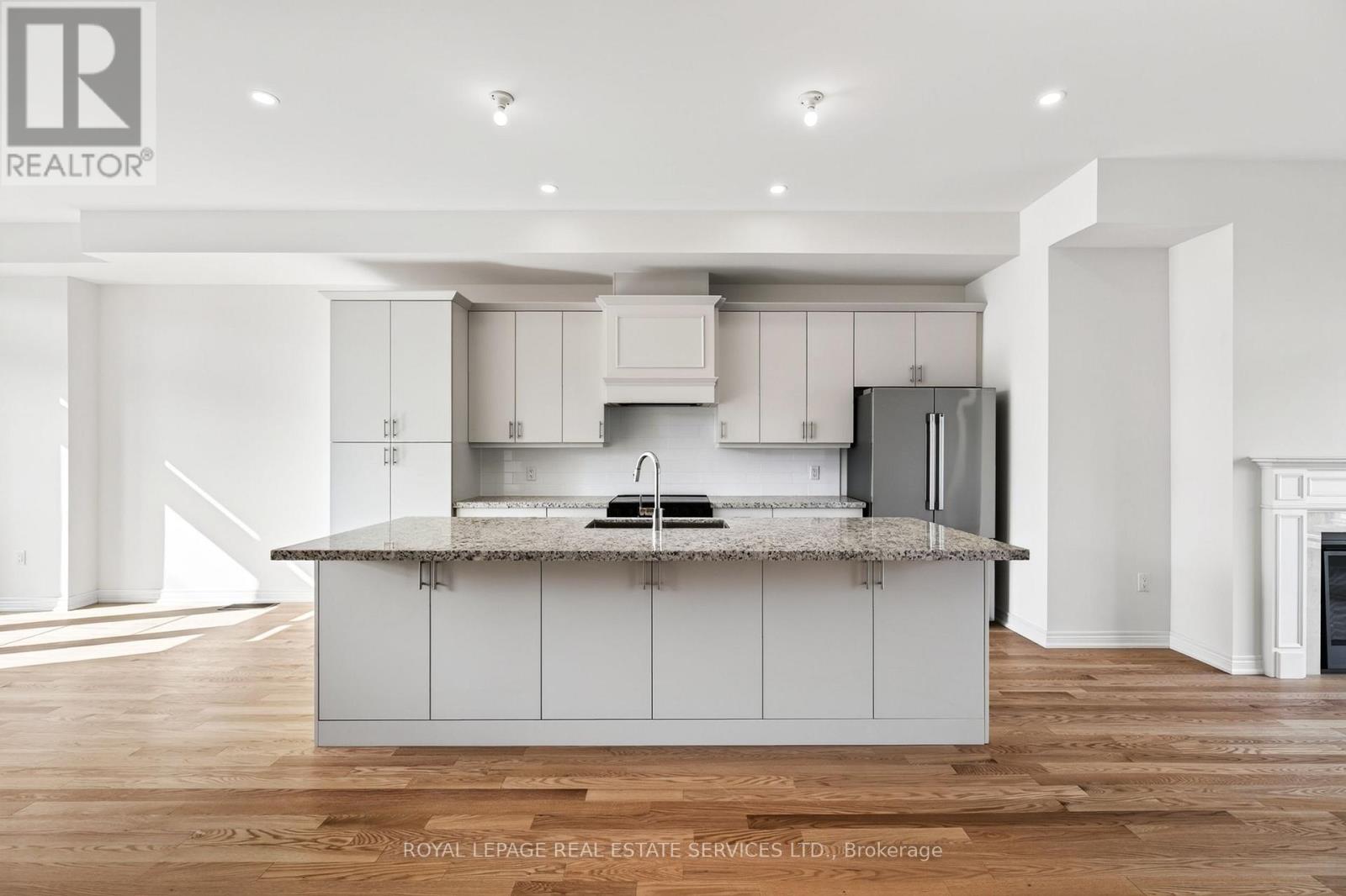 Unit 1 - 3203 Sixth Line, Oakville, Ontario  L6H 0V8 - Photo 11 - W14031880