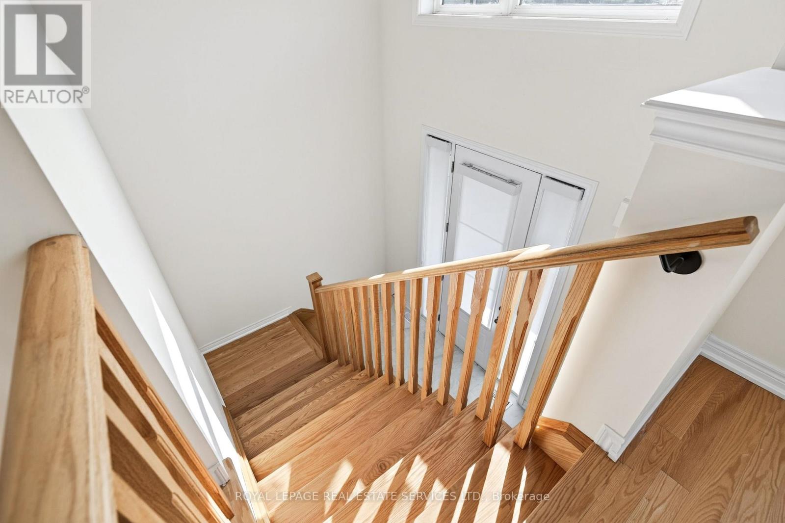 Unit 1 - 3203 Sixth Line, Oakville, Ontario  L6H 0V8 - Photo 3 - W14031880