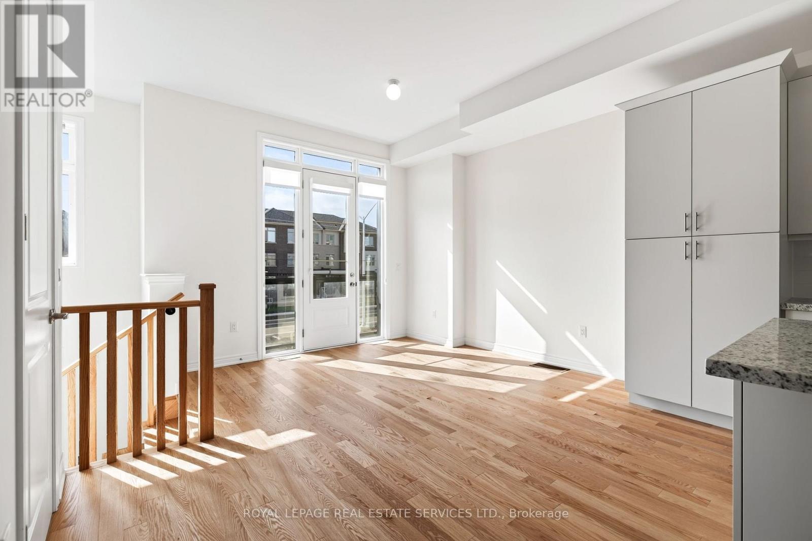 Unit 1 - 3203 Sixth Line, Oakville, Ontario  L6H 0V8 - Photo 5 - W14031880