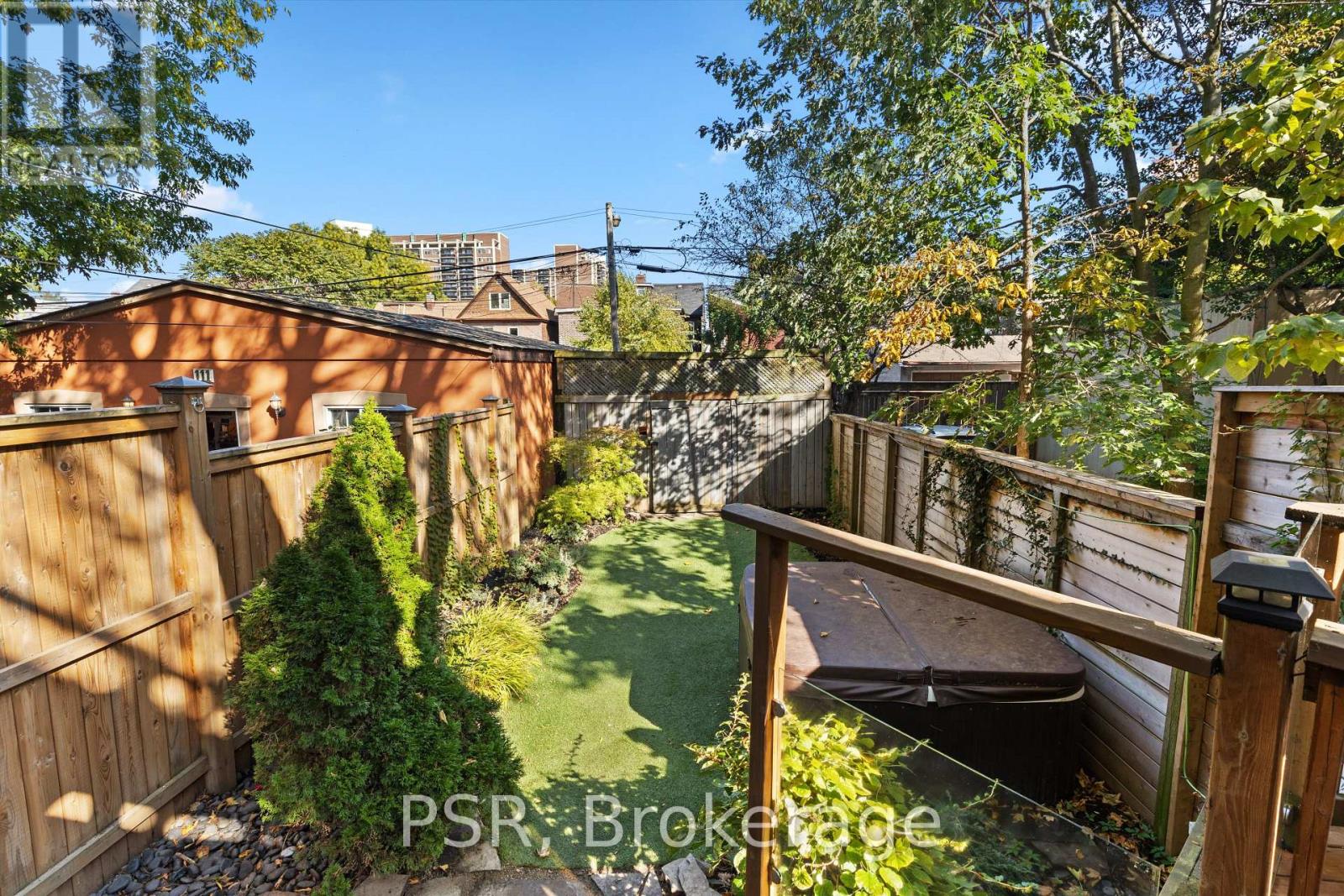 109 Macdonell Avenue, Toronto, Ontario  M6R 2A4 - Photo 16 - W14031958