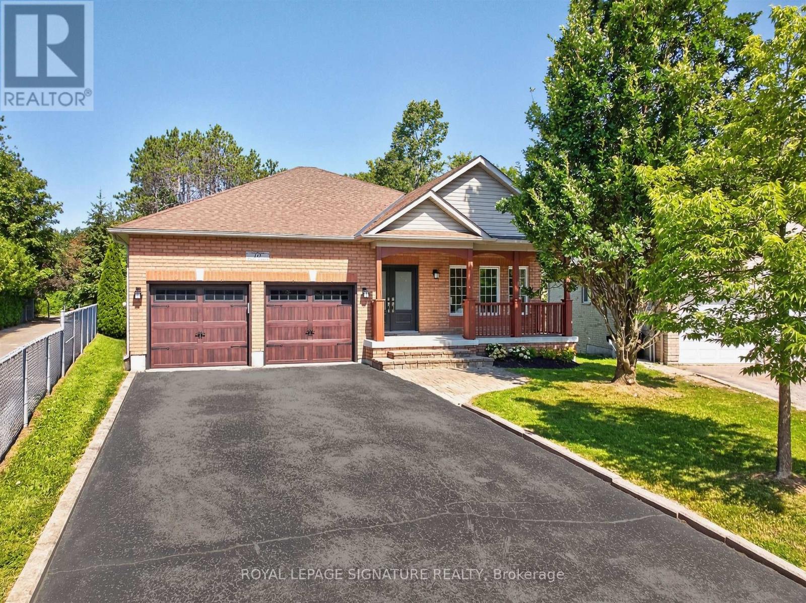 10 PURT COURT, Barrie, Ontario