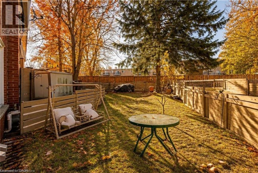 15 Greenbrook Drive, Kitchener, Ontario  N2M 4J5 - Photo 24 - 40870926