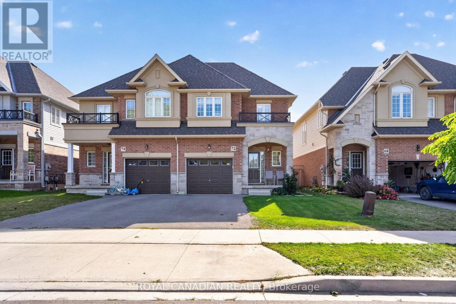 72 Bobolink Road, Hamilton, Ontario  L9A 2P5 - Photo 2 - X14031696