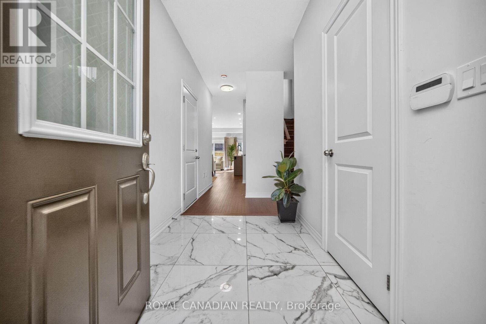 72 Bobolink Road, Hamilton, Ontario  L9A 2P5 - Photo 6 - X14031696