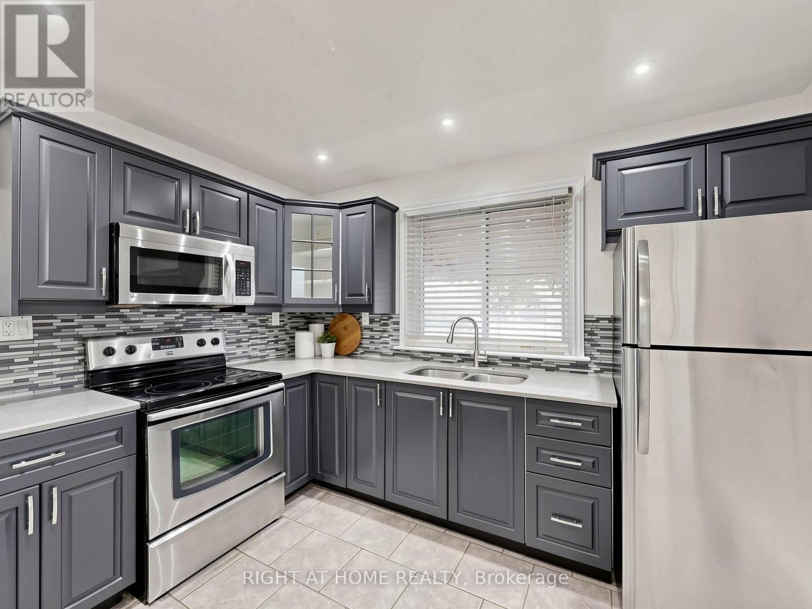 1 Welbourn Drive, Hamilton, Ontario  L9A 3N1 - Photo 7 - X14031746