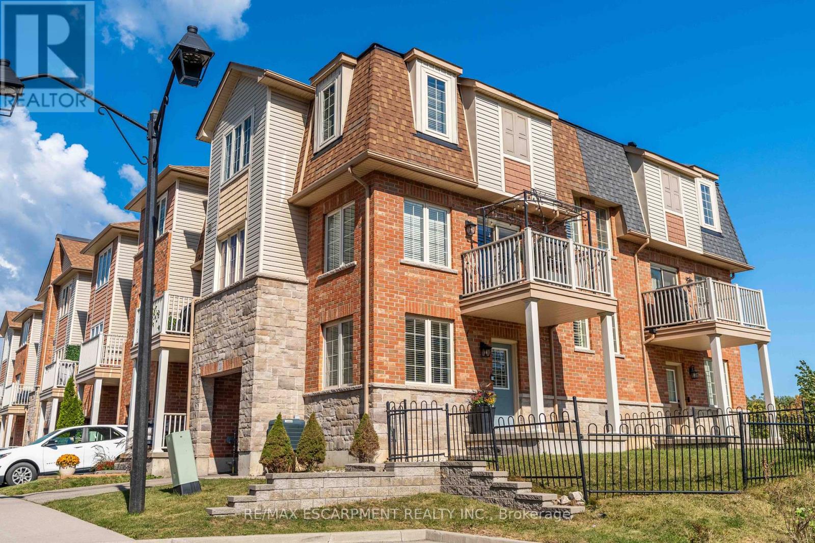 13 - 11 Stockbridge Gardens, Hamilton, Ontario  L8J 0H5 - Photo 2 - X14031866