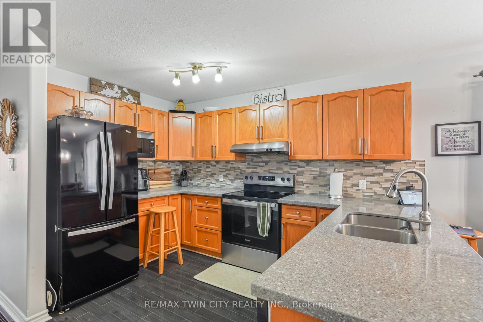 142 Marlborough Street, Brantford, Ontario  N3S 7Y2 - Photo 9 - X14031868