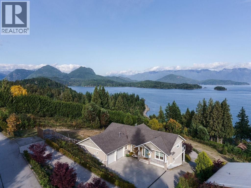 1208 ST ANDREWS ROAD, Gibsons, British Columbia