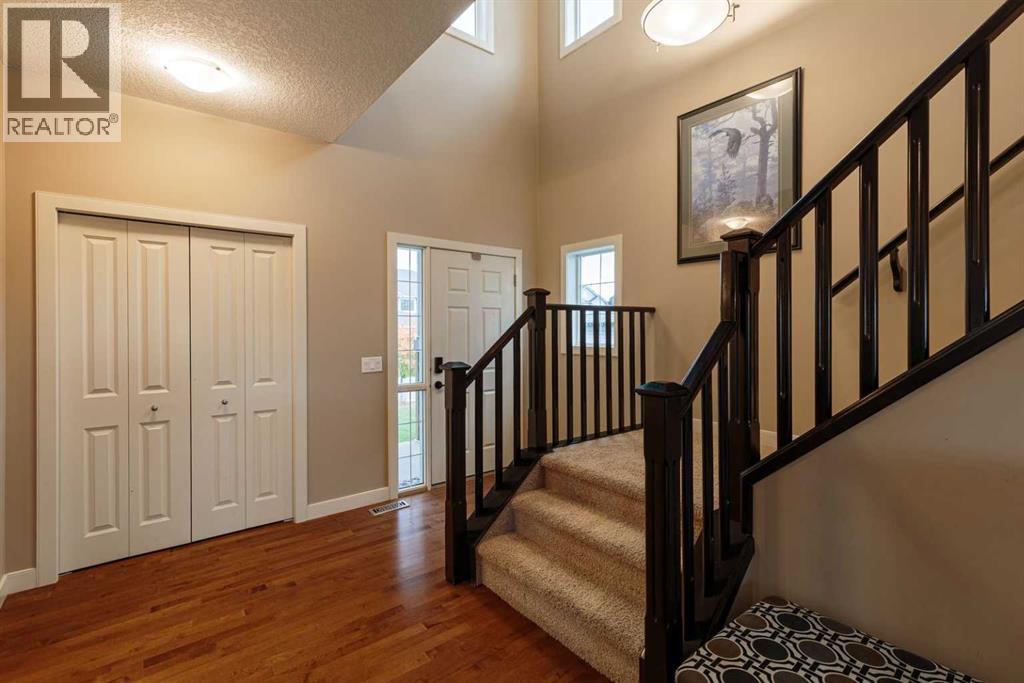 49 Everhollow Avenue Sw, Calgary, Alberta  T2Y 0A9 - Photo 3 - A2350152