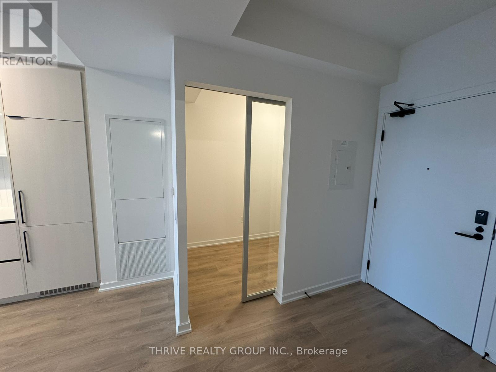 2307 - 10 Graphophone Grove, Toronto, Ontario  M6H 0E5 - Photo 7 - W14032126