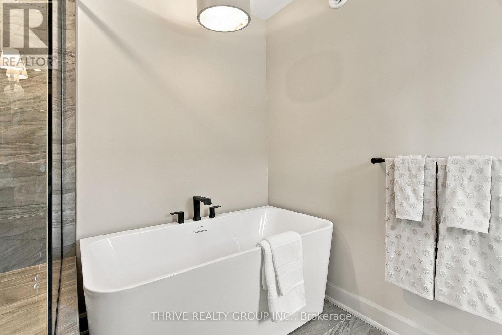55 Aspen Circle, Thames Centre, Ontario  N0M 2P0 - Photo 35 - X14032080