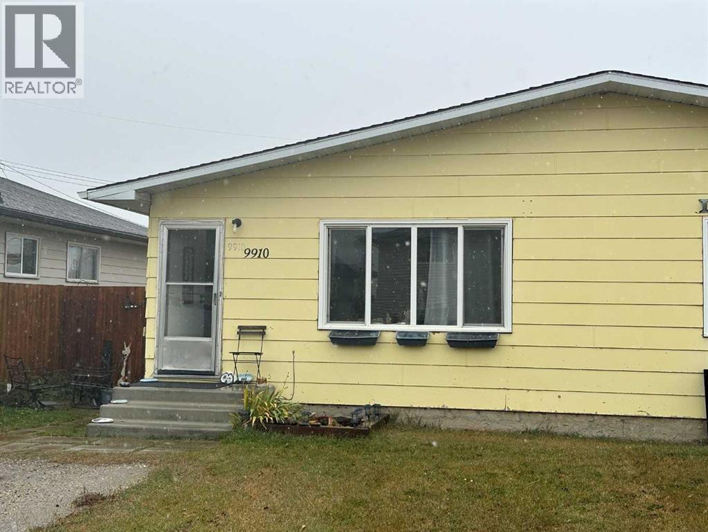 9910 93 Avenue, Wembley, Alberta  T0H 3S0 - Photo 1 - A2351796