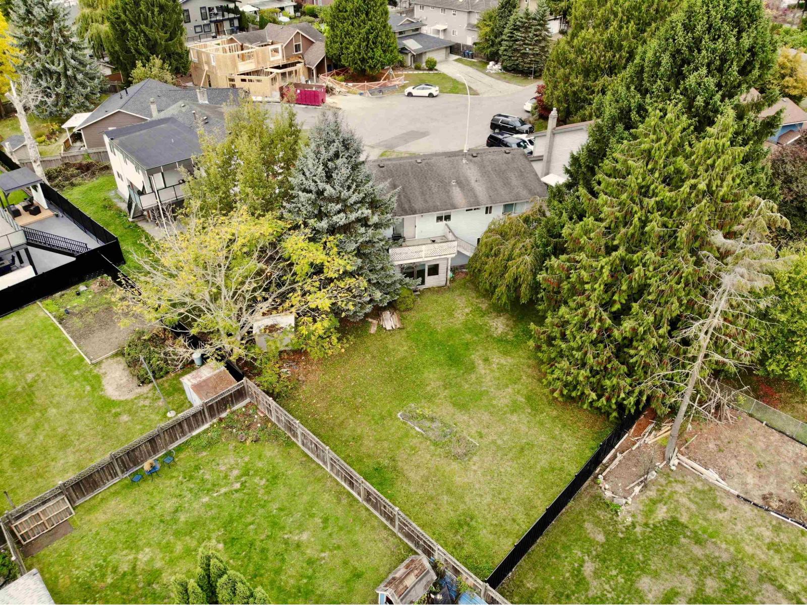 6728 134a Street, Surrey, British Columbia  V3W 4V3 - Photo 4 - R3174133