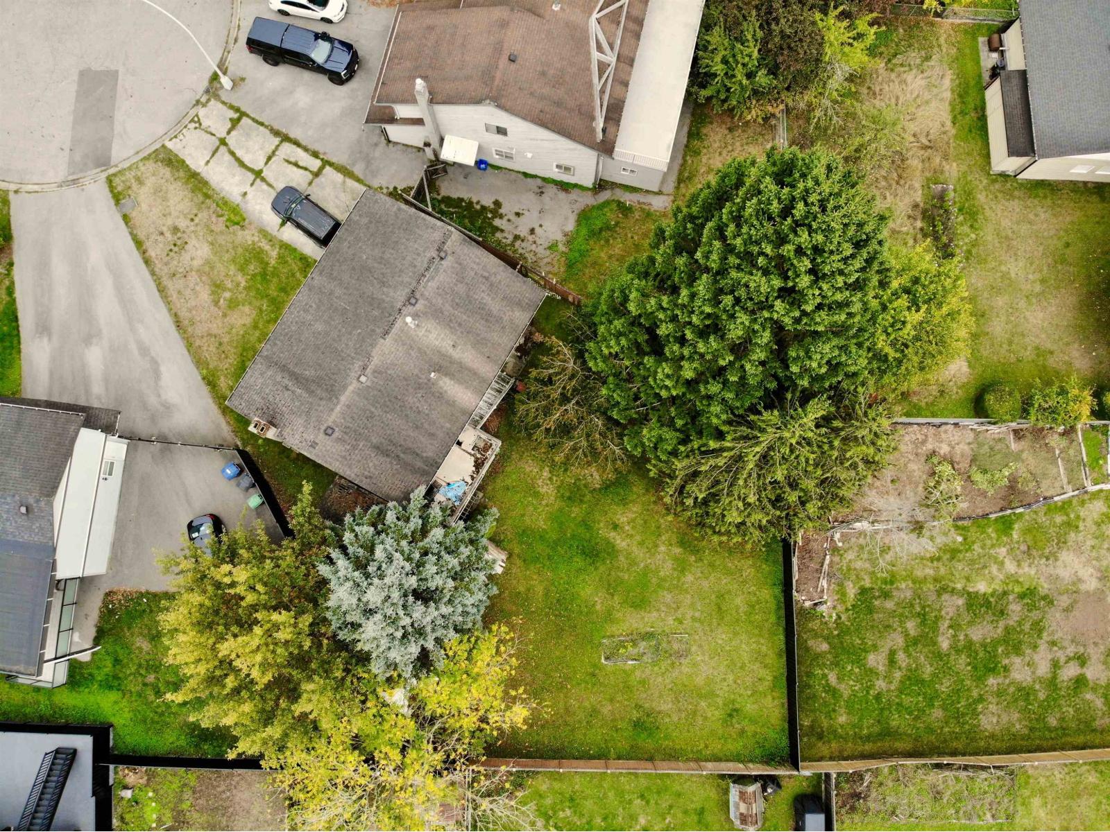 6728 134a Street, Surrey, British Columbia  V3W 4V3 - Photo 3 - R3174133