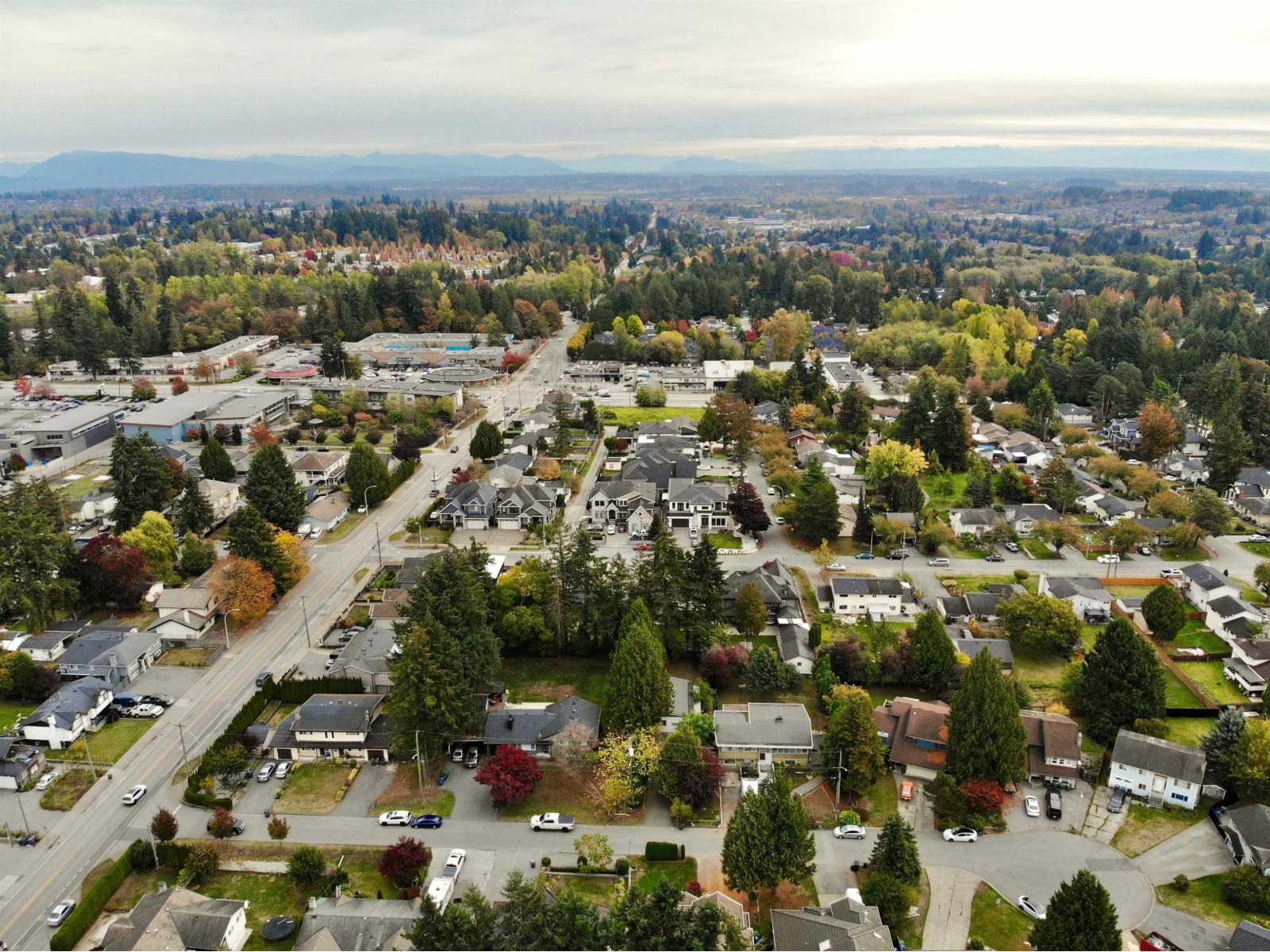 6728 134a Street, Surrey, British Columbia  V3W 4V3 - Photo 12 - R3174133