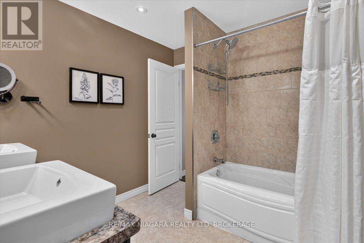 48 Falcon Drive, Welland (Coyle Creek), Ontario  L3C 0B2 - Photo 36 - X14032072
