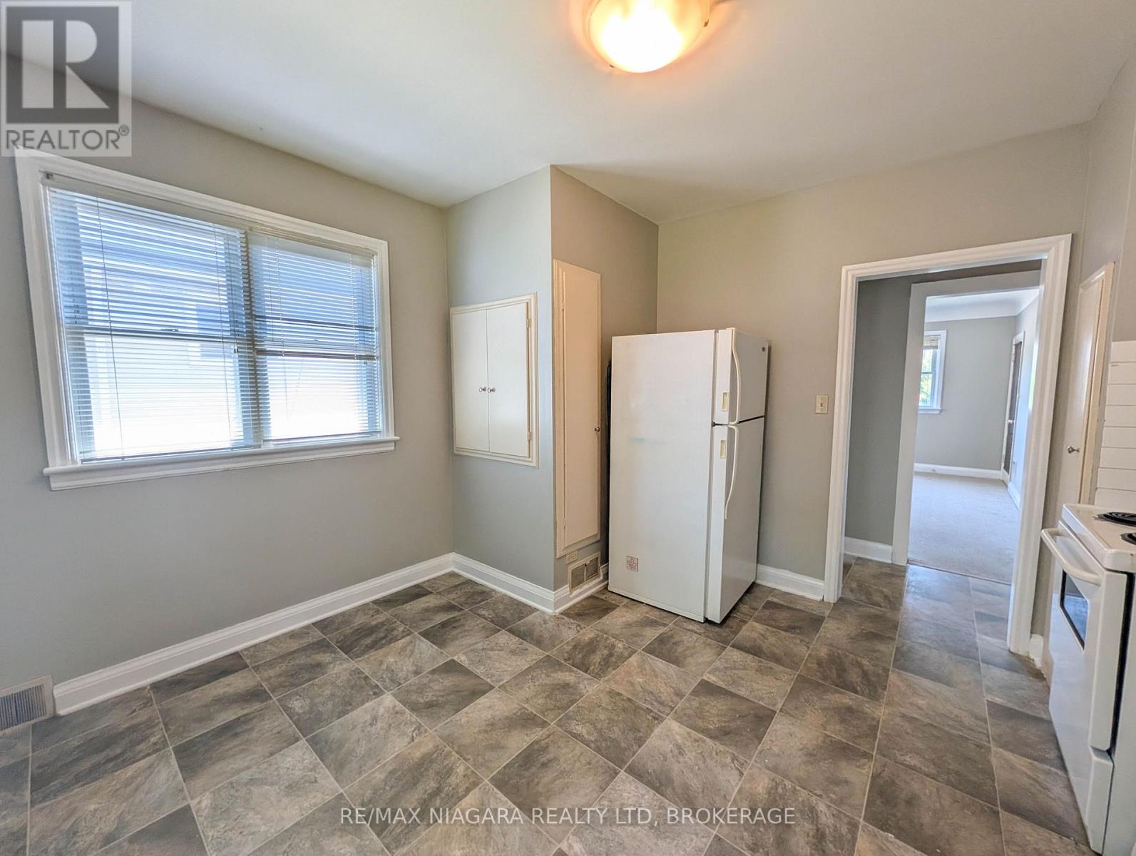 106 Haig Street, St. Catharines (Haig), Ontario  L2R 6L2 - Photo 4 - X14032142