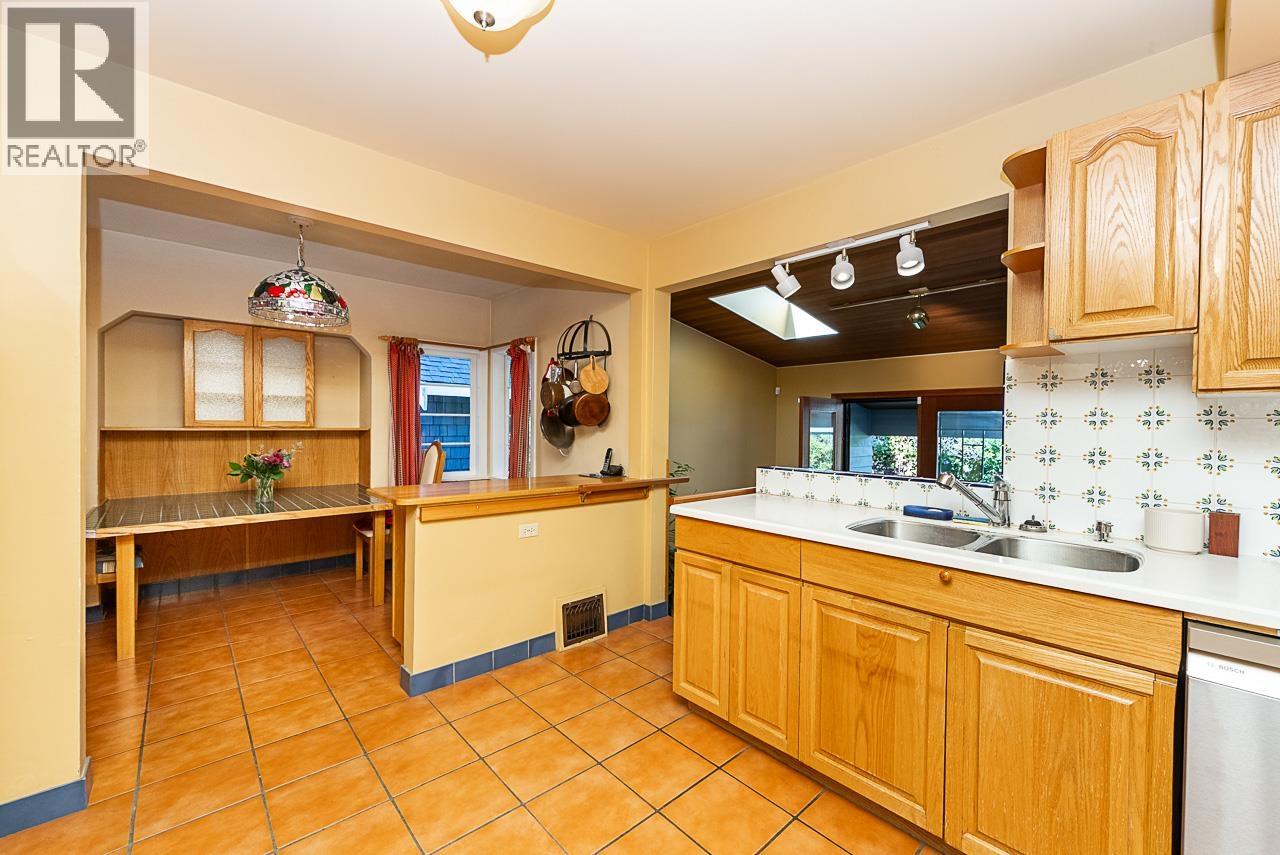1881 Whyte Avenue, Vancouver, British Columbia  V6J 1B1 - Photo 12 - R3175160