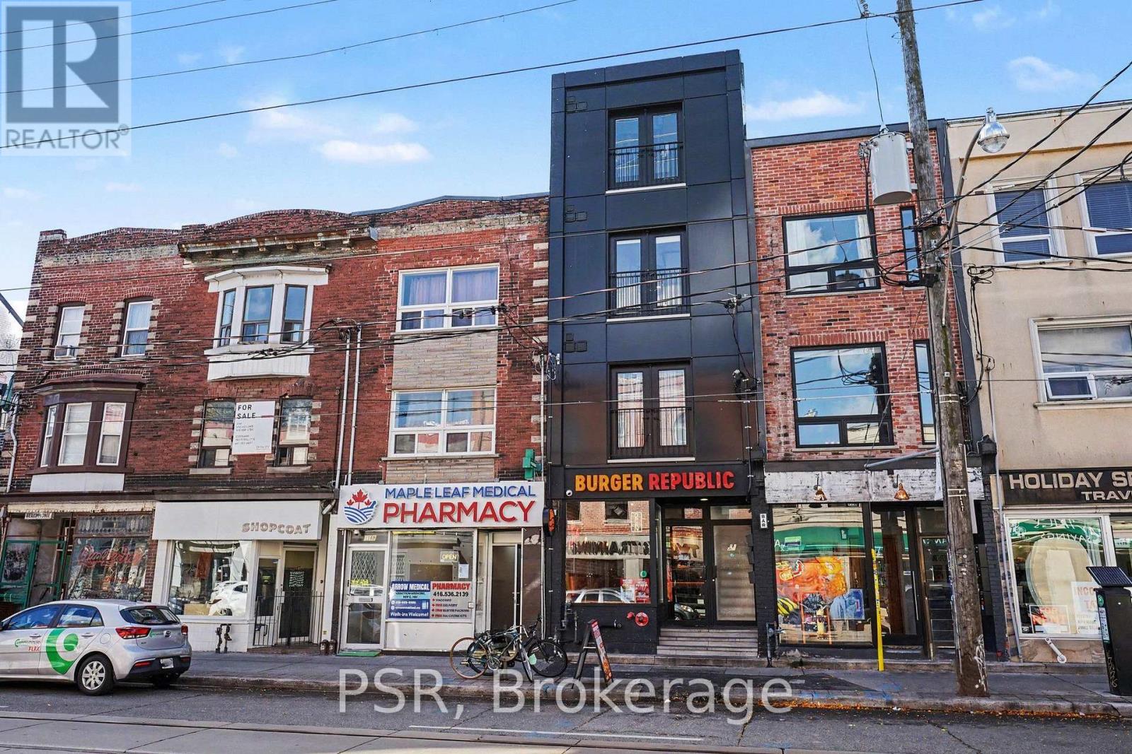 3 - 1171 DUNDAS STREET