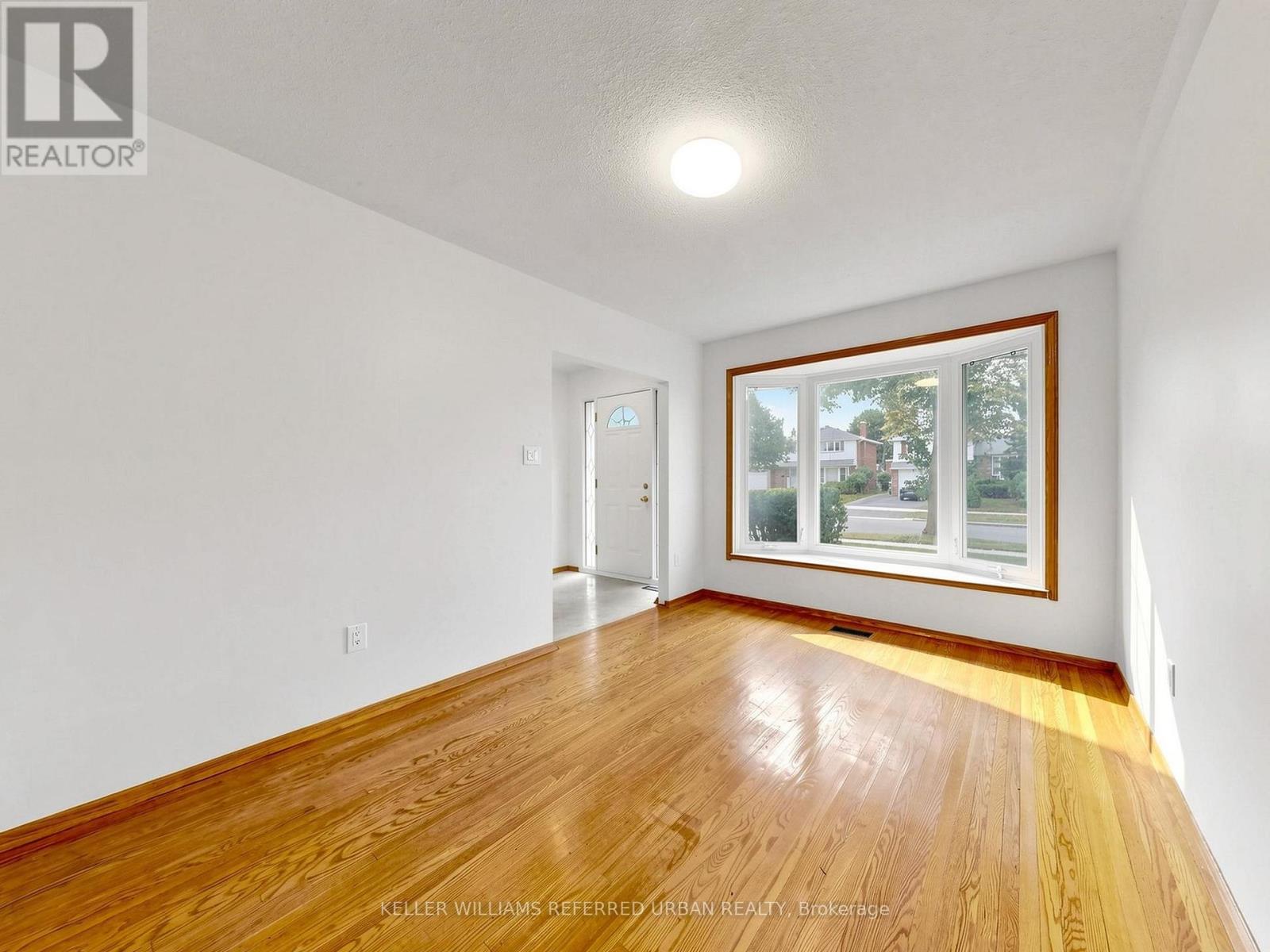 82 Crossbow Crescent, Toronto, Ontario  M2J 3M4 - Photo 10 - C14032108