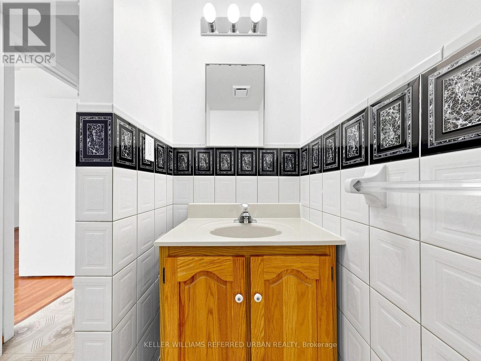 82 Crossbow Crescent, Toronto, Ontario  M2J 3M4 - Photo 24 - C14032108