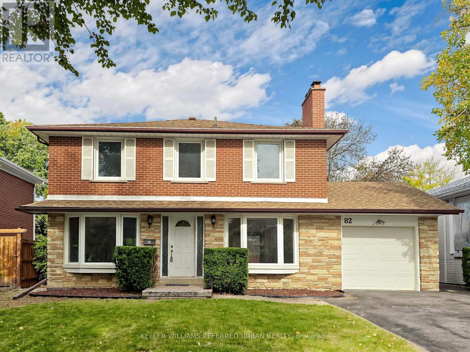 82 Crossbow Crescent, Toronto, Ontario  M2J 3M4 - Photo 4 - C14032108