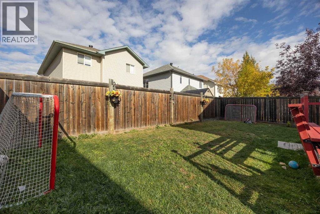 106 Pike Bay, Fort Mcmurray, Alberta  T9K 0C8 - Photo 40 - A2349955
