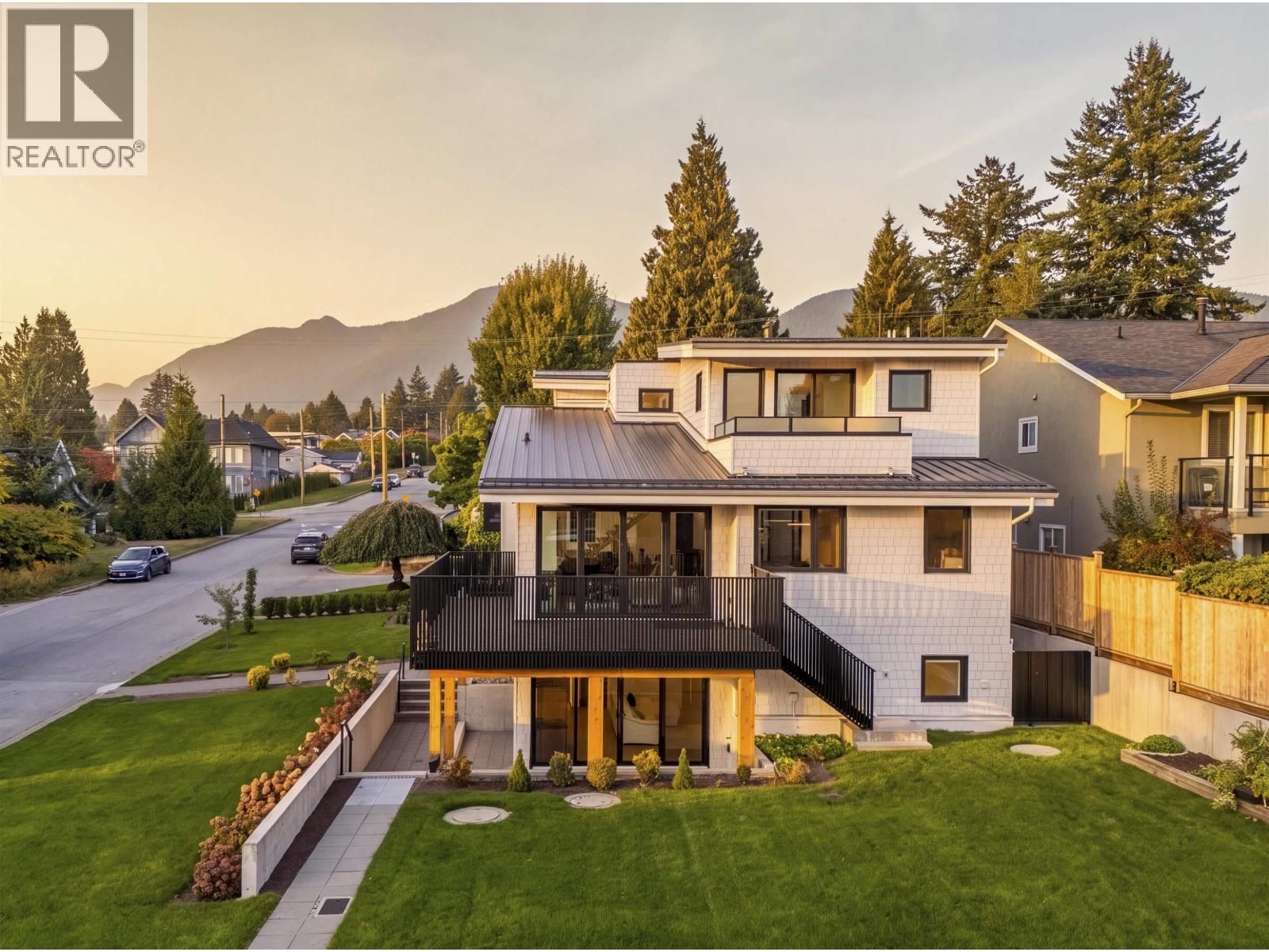 366 W 25th Street, North Vancouver, British Columbia  V7N 2G1 - Photo 38 - R3175049
