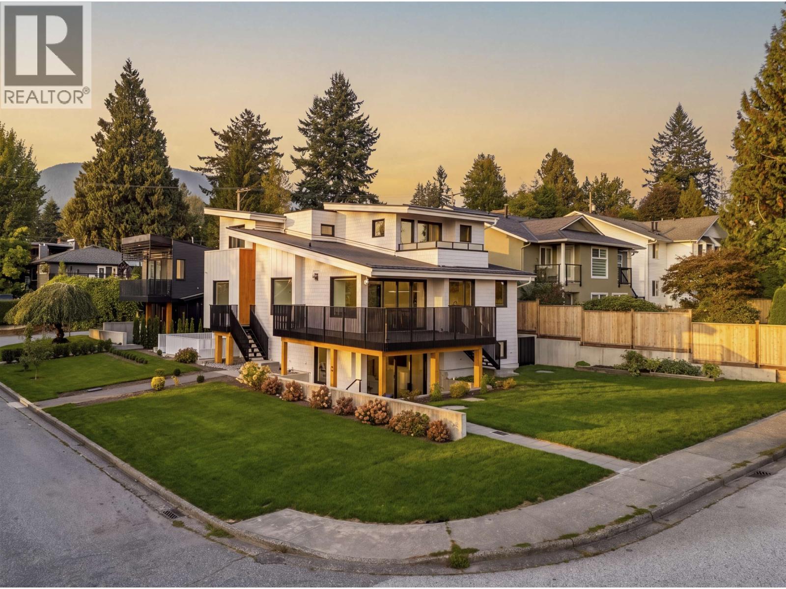 366 W 25th Street, North Vancouver, British Columbia  V7N 2G1 - Photo 36 - R3175049