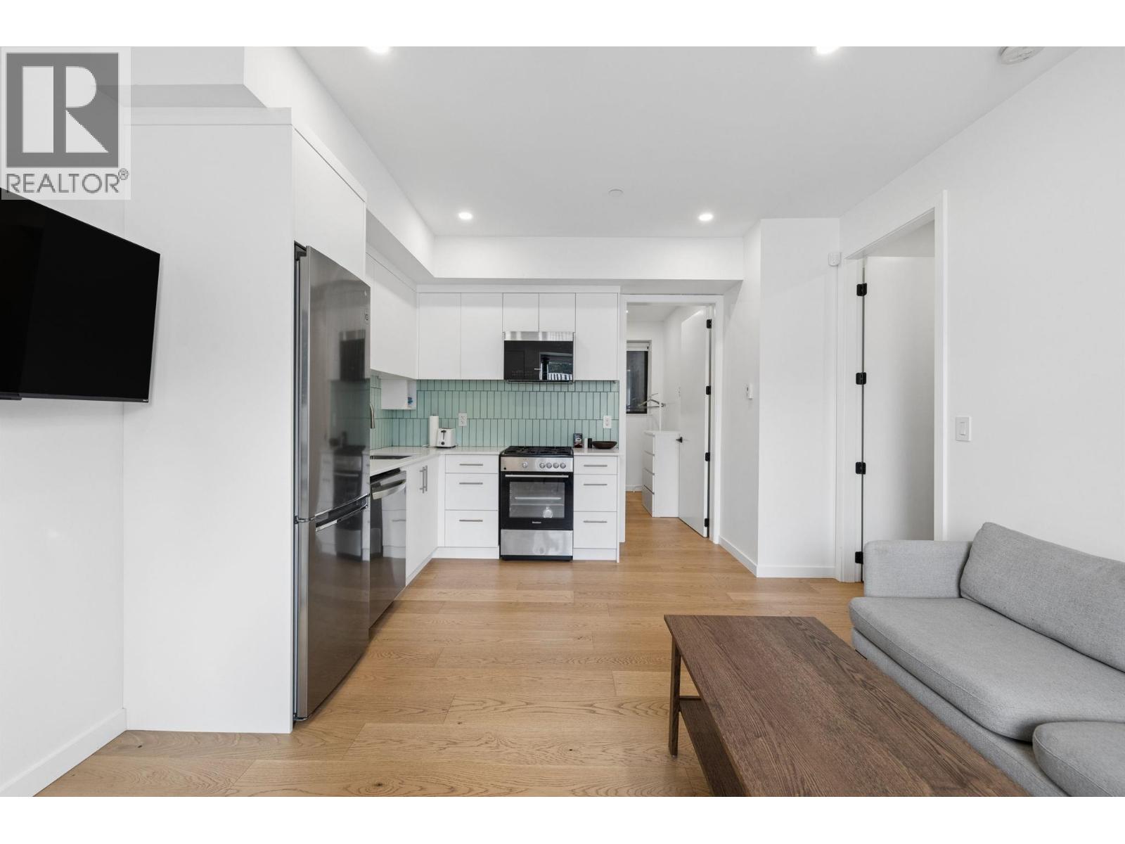 366 W 25th Street, North Vancouver, British Columbia  V7N 2G1 - Photo 33 - R3175049