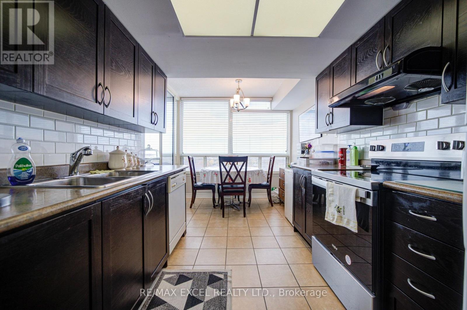1403 - 300 Alton Towers Circle, Toronto, Ontario  M1V 4X9 - Photo 16 - E14032088