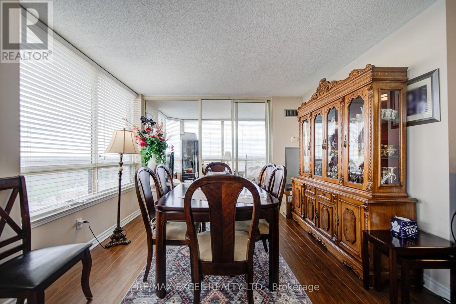 1403 - 300 Alton Towers Circle, Toronto, Ontario  M1V 4X9 - Photo 23 - E14032088