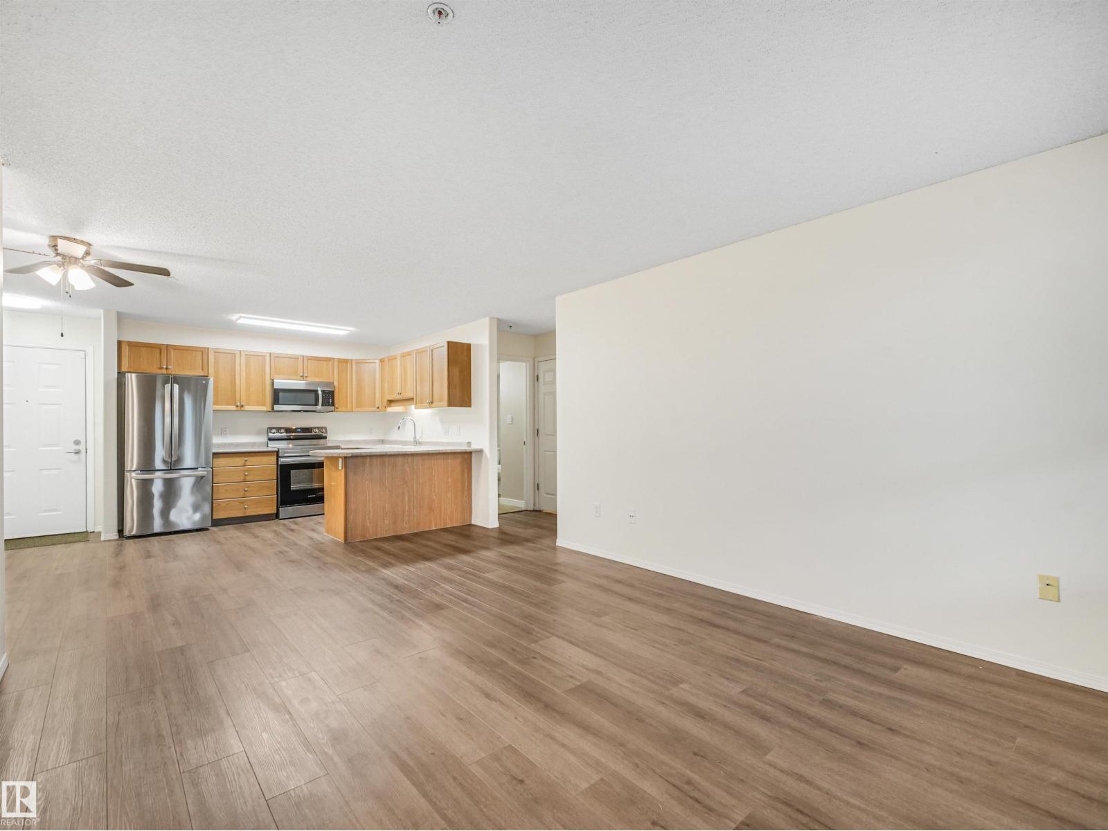 #112 13635 34 ST NW