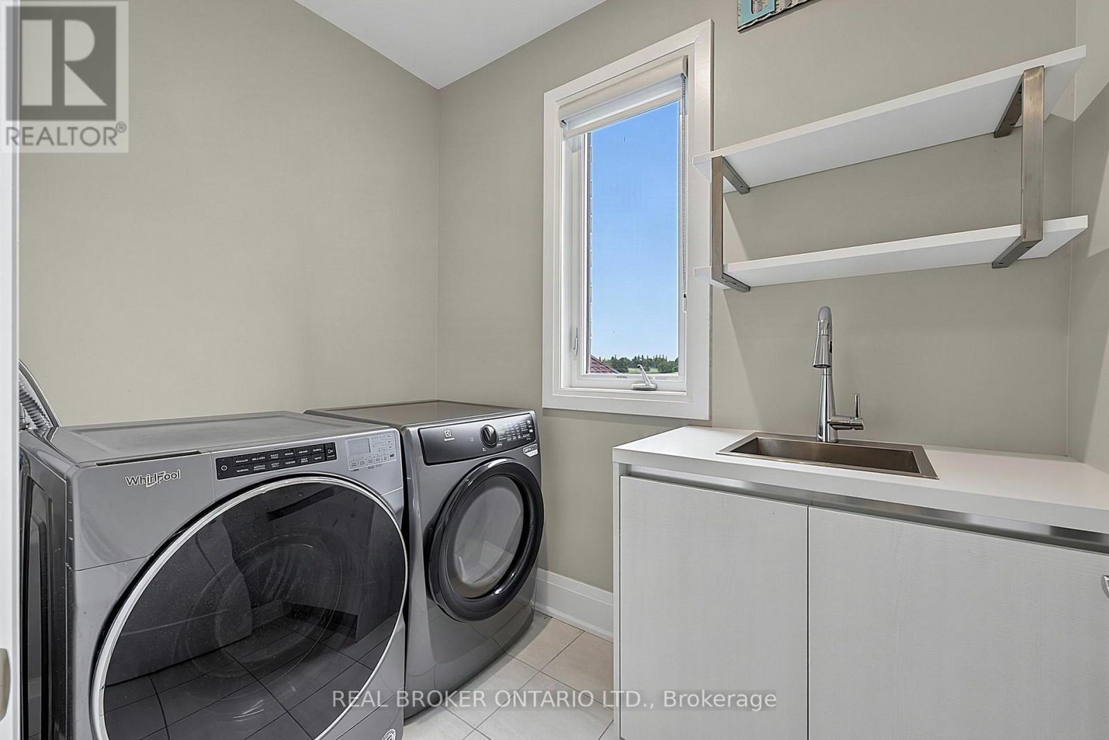 64 Manor Glen Crescent, East Gwillimbury (Mt Albert), Ontario  L0G 1M0 - Photo 20 - N14032006