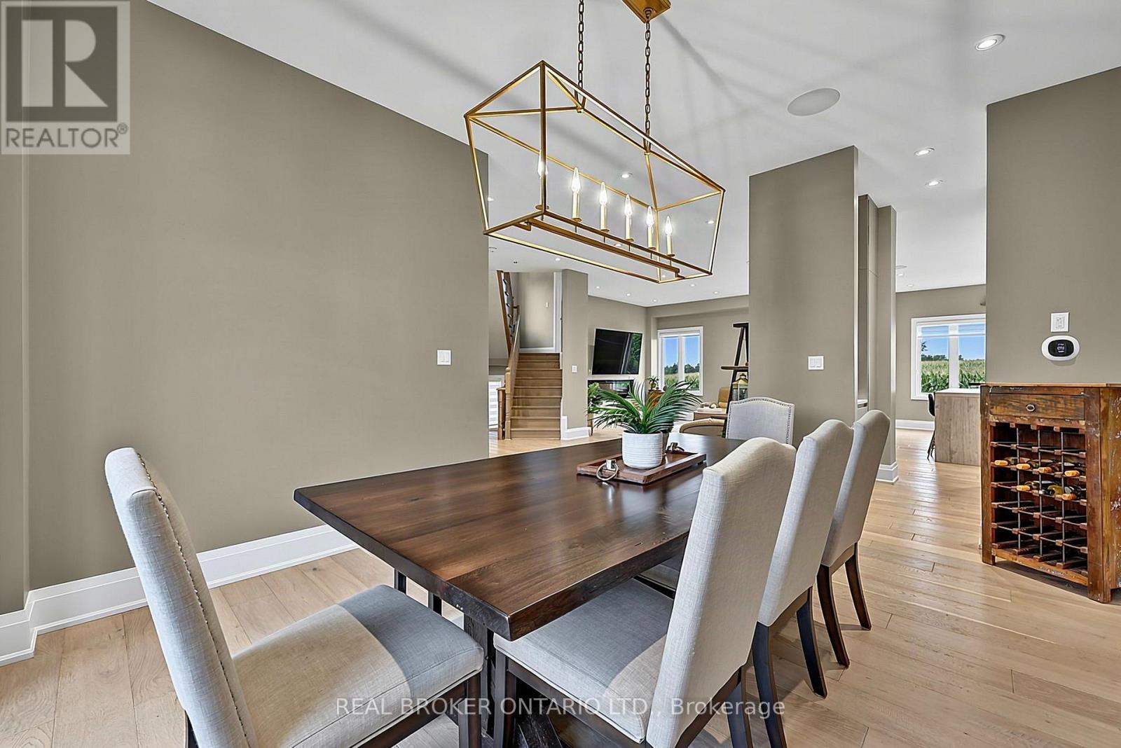 64 Manor Glen Crescent, East Gwillimbury (Mt Albert), Ontario  L0G 1M0 - Photo 7 - N14032006