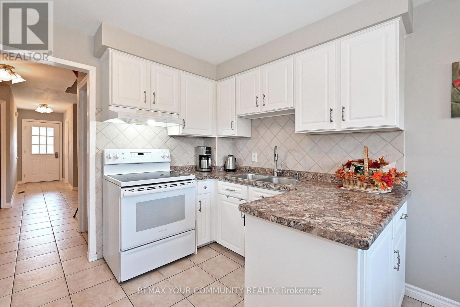 85 Fred Cook Drive, Bradford West Gwillimbury (Bradford), Ontario  L3Z 1V1 - Photo 14 - N14032048