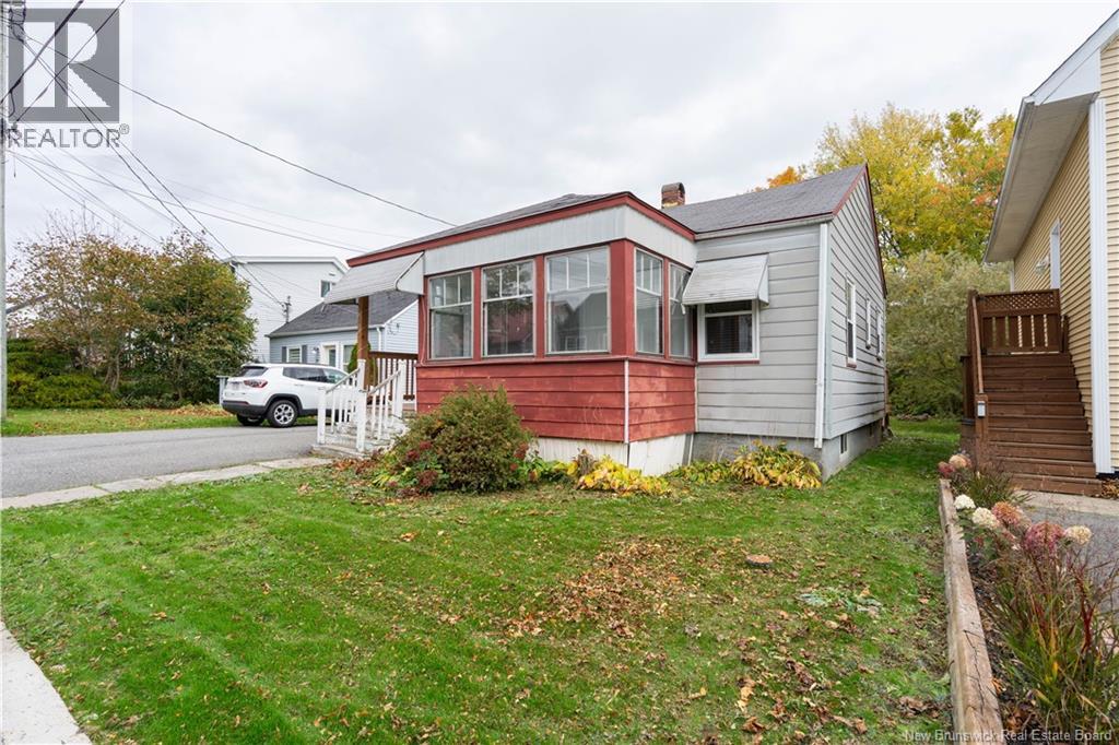 31 Topeka Street, Saint John, New Brunswick  E2J 1H9 - Photo 1 - NB149661