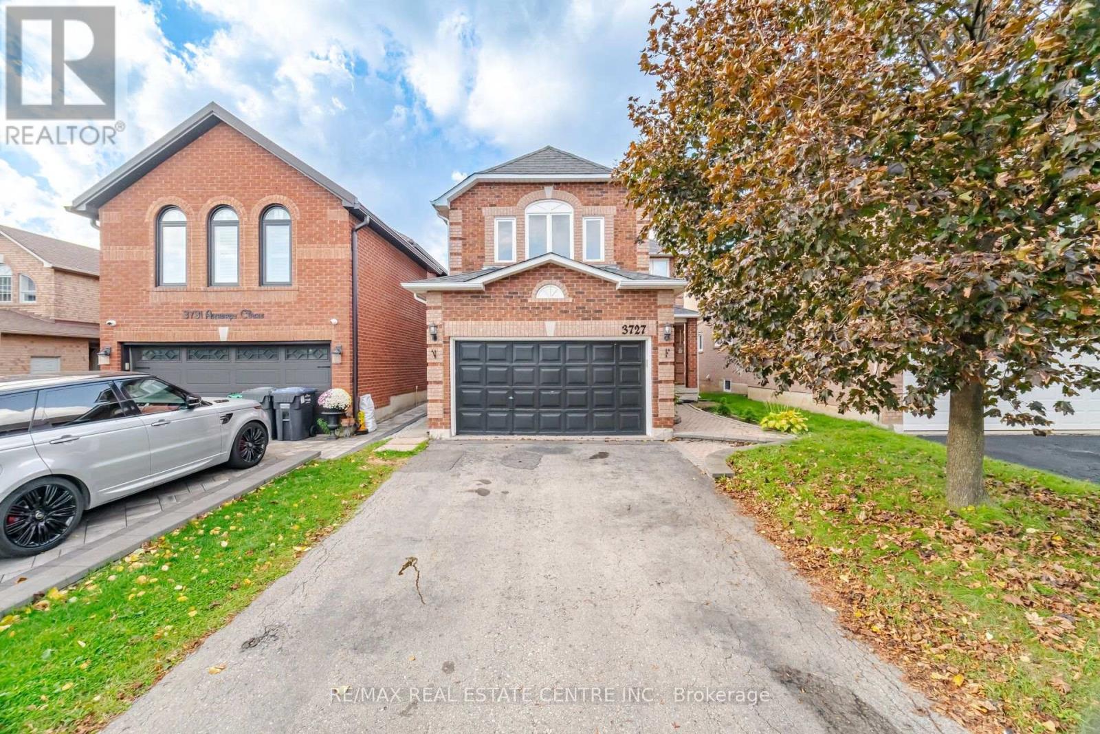 3727 Althorpe Circle, Mississauga, Ontario  L5N 7G5 - Photo 3 - W14032012