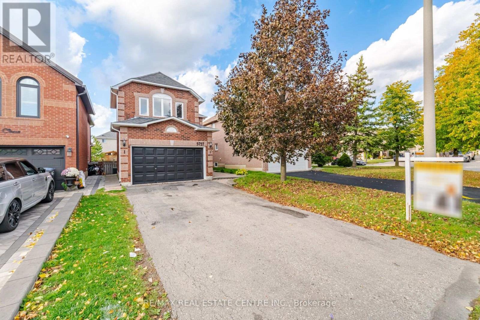 3727 Althorpe Circle, Mississauga, Ontario  L5N 7G5 - Photo 5 - W14032012