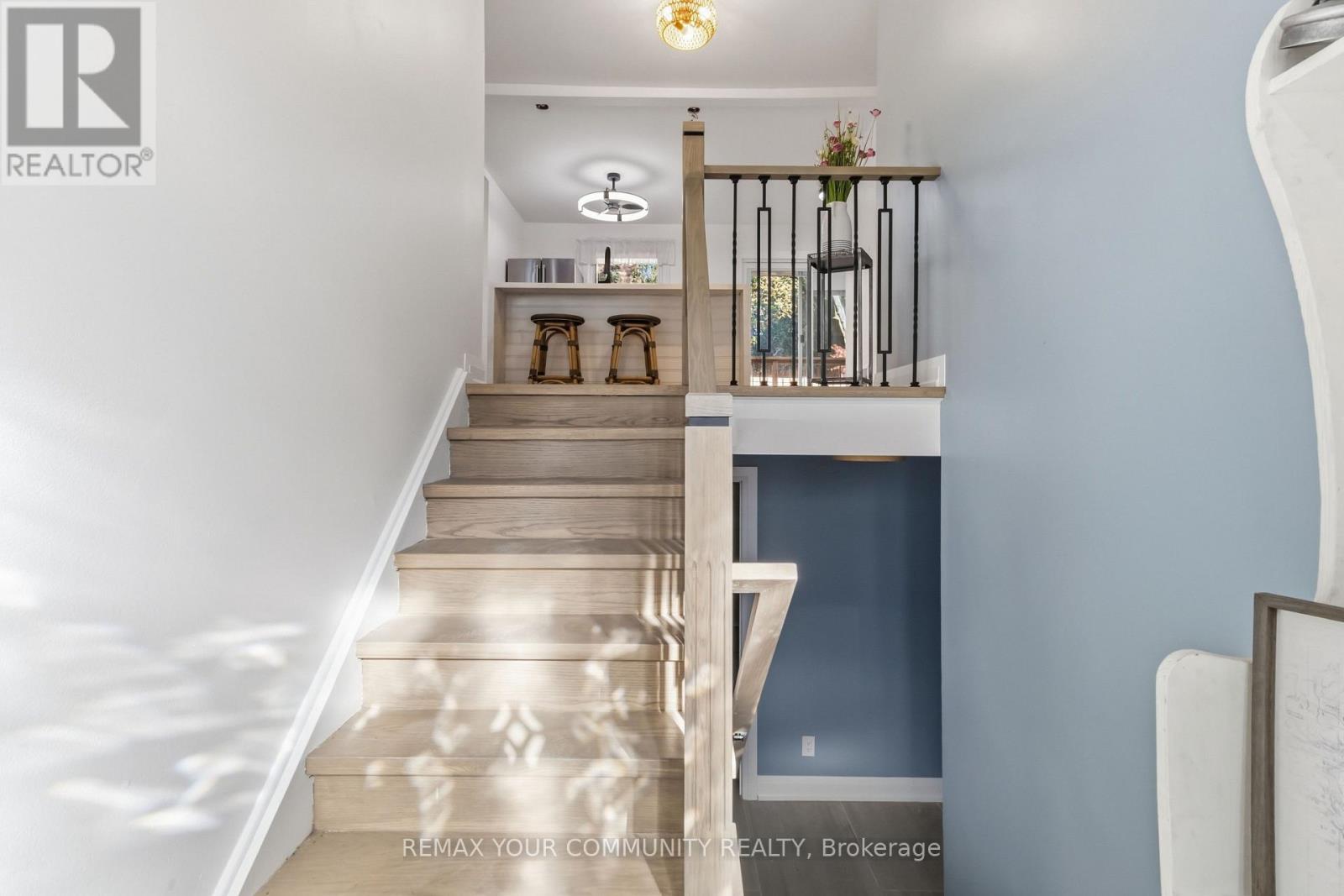 2063 Waters Edge Drive, Oakville, Ontario  L6L 1A3 - Photo 9 - W14032030