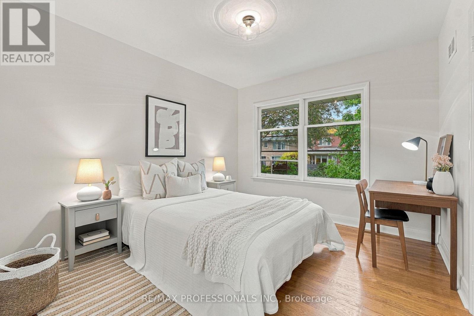 8 Northolt Court, Toronto, Ontario  M9A 3B1 - Photo 23 - W14032124