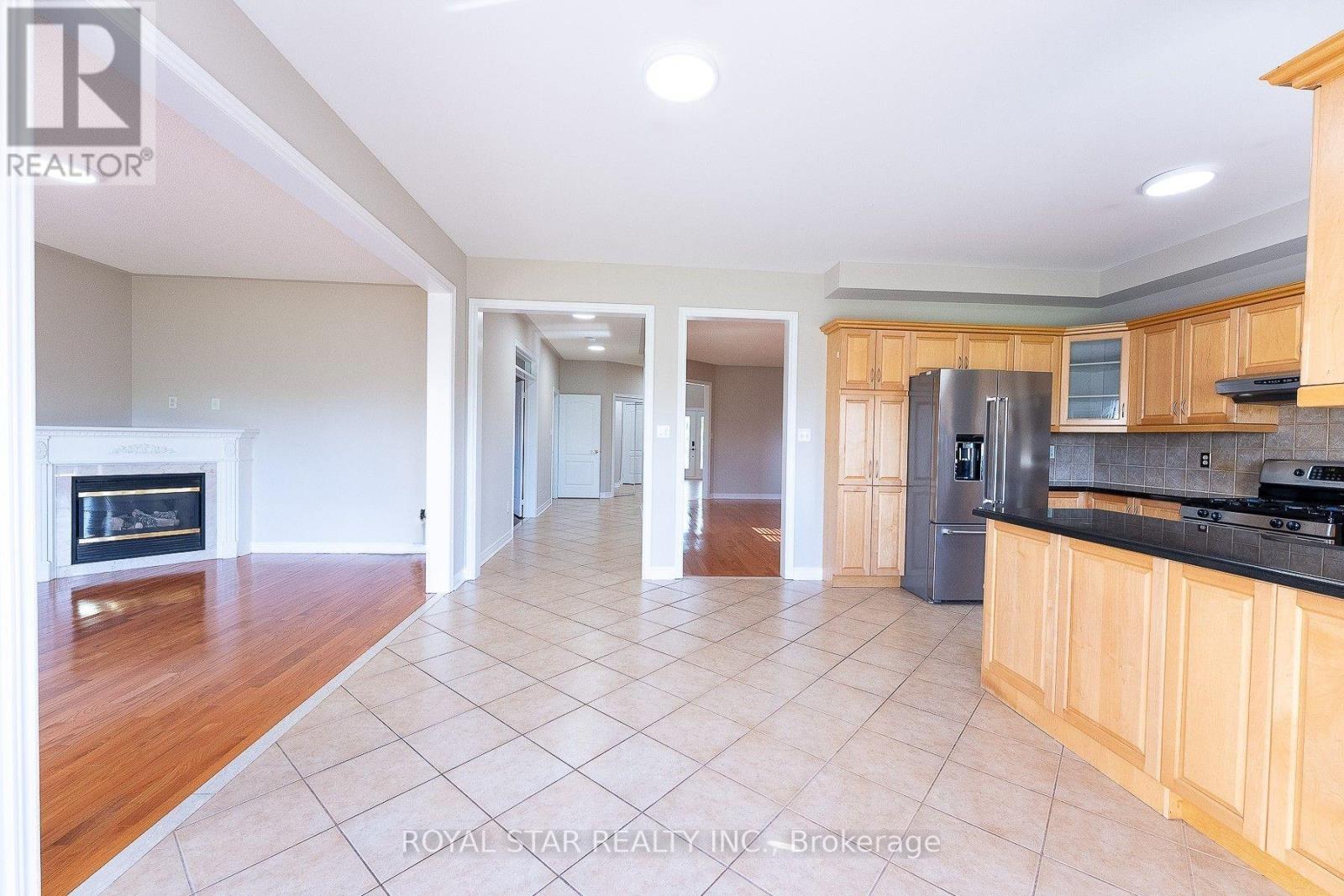 6782 Kazoo Court, Mississauga, Ontario  L5W 1T4 - Photo 15 - W14032136