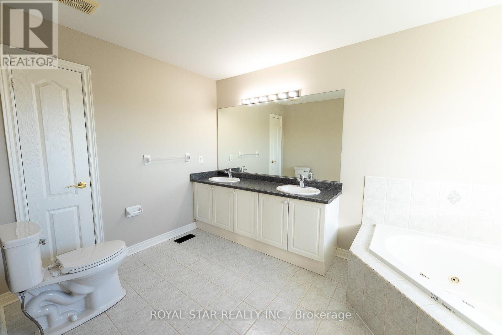6782 Kazoo Court, Mississauga, Ontario  L5W 1T4 - Photo 33 - W14032136