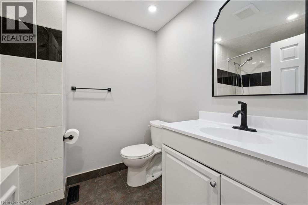 46 Cedarwoods Crescent Unit# 20, Kitchener, Ontario  N2C 2L7 - Photo 22 - 40870483