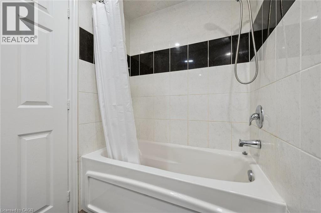 46 Cedarwoods Crescent Unit# 20, Kitchener, Ontario  N2C 2L7 - Photo 23 - 40870483