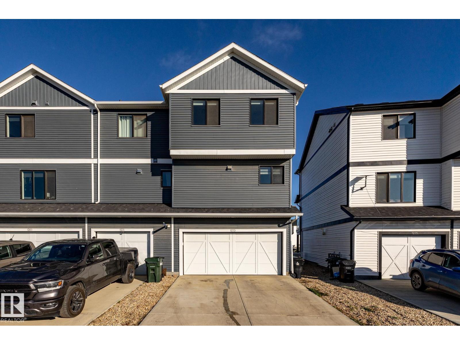 1273 MCLEOD AV