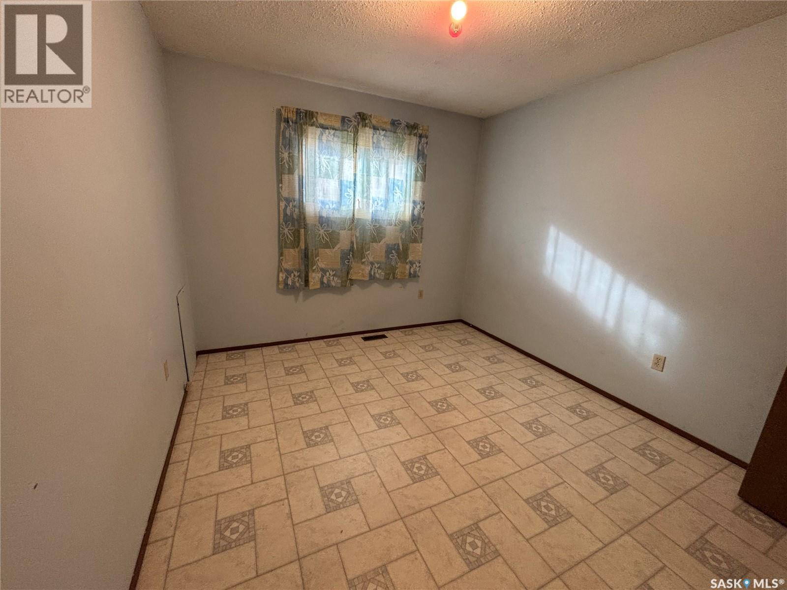 411 Caskey Drive, Melfort, Saskatchewan  S0E 1A0 - Photo 13 - SK047578