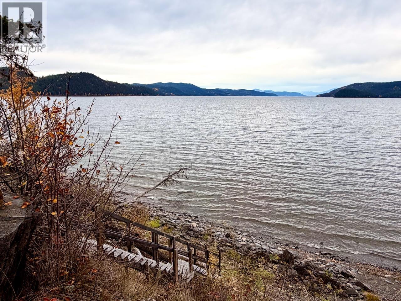 3611 Canim Place, Canim Lake, British Columbia  V0K 1J0 - Photo 3 - R3175194