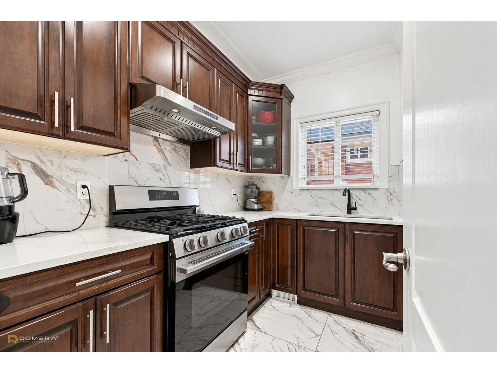 12788 105a Avenue, Surrey, British Columbia  V3V 0A6 - Photo 8 - R3174205